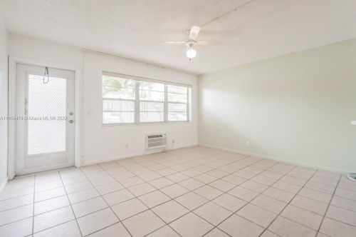 105 Hastings, West Palm Beach, FL 33417