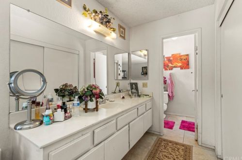 13032 Newhope St, Garden Grove CA  92843-1415 exterior