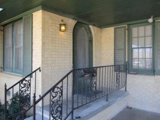 806 13th St, Lawton, OK 73501-4928