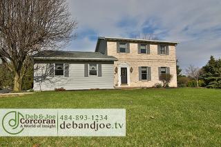 5331 Debra Dr, Schnecksville, PA 18078-2124