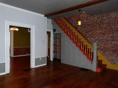 5203 Penn Ave, Pittsburgh, PA 15224-1730
