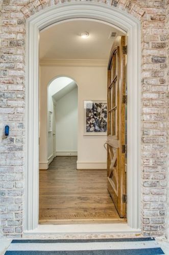 4333 Glenwick Ln, Dallas TX  75205-1034 exterior