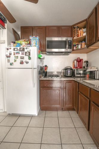 1624 8th St, Long Beach CA  90813-5106 exterior