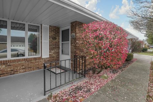540 Circle Dr, London, OH 43140-8925