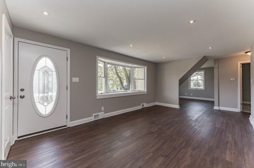 415 8th St, Lansdale, PA 19446-1805