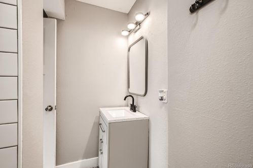 863 King St, Denver CO  80204-3110 exterior