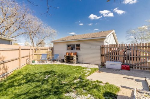 1110 Cedar Ln, Dyer IN  46311-1337 exterior