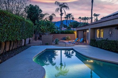 70425 Mottle Cir, Rancho Mirage CA  92270-2419 exterior