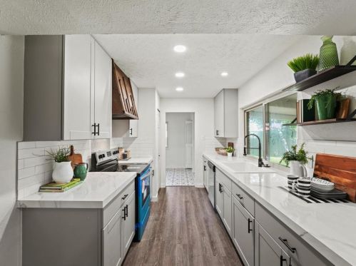 1525 Spring Creek Pkwy, Plano TX  75023-4326 exterior