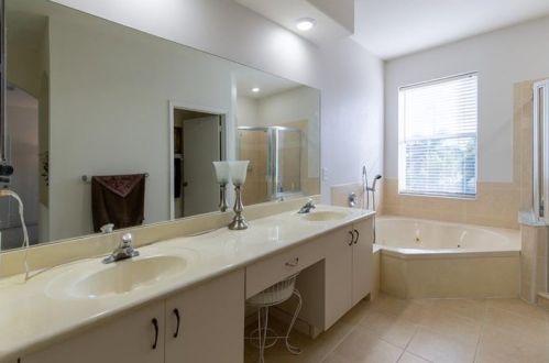 7662 19 St, Hollywood FL 33024-3633 exterior