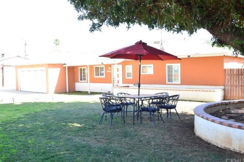 2942 Avalon St, Riverside CA 92509-2015 exterior