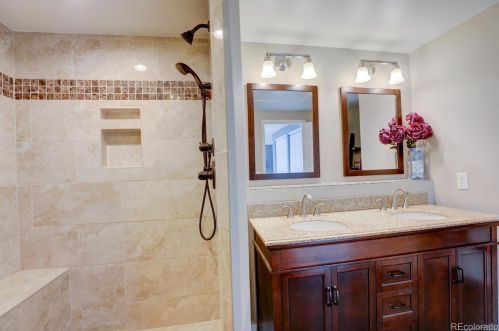 7870 Valentia St, Englewood CO 80112-3302 exterior