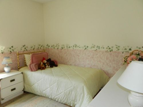 231 Briarwood Dr, Somers Town NY  10589-1810 exterior