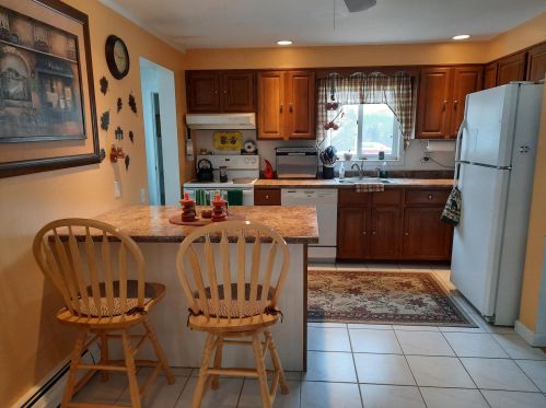 61 Scenic View Dr, Columbia NH  03576-3218 exterior