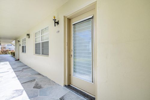 196 Normandy, Delray Beach FL  33484-4761 exterior