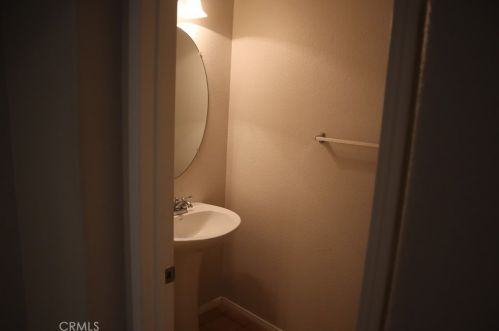 15416 Park Point Ave, Lake Elsinore, CA 92532-0453
