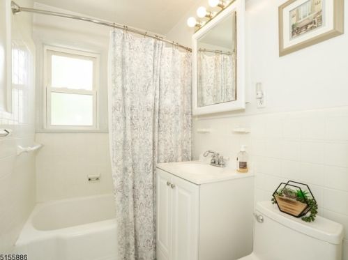 232 Myrtle Ave, Westfield NJ  07090-1516 exterior