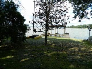 16 Cattle Dr, Onalaska, TX 77360