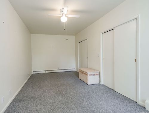149 Cedrus Ave, Elwood NY  11731-4409 exterior