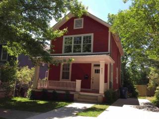 507 Adams St, Raleigh, NC 27605-1201