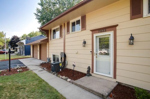 7833 Sugarloaf Trl, Minneapolis, MN 55444-1934