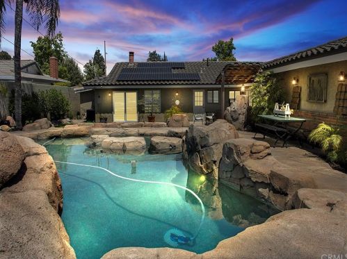 1341 Vallejo Way, Upland CA  91786-3164 exterior