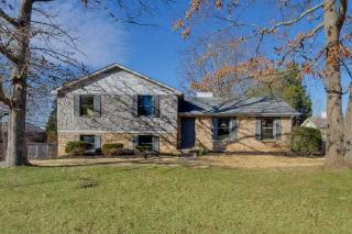 262 Millstone Cir, Clarksville, TN 37042-5928