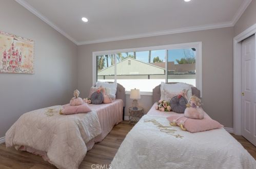 3841 Pacific Ave, Long Beach CA  90807-3227 exterior