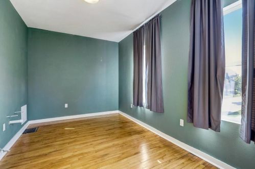 1101 72nd St, Milwaukee WI  53214-3119 exterior