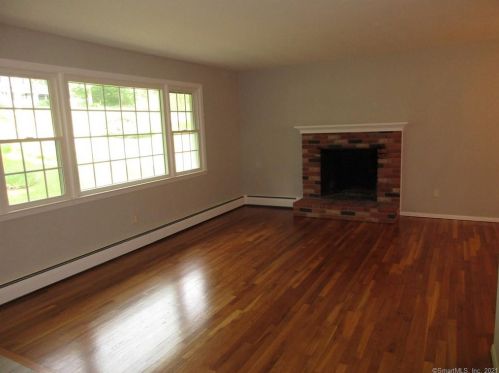 38 Ridgedale Rd, Bethel, CT 06801-1216