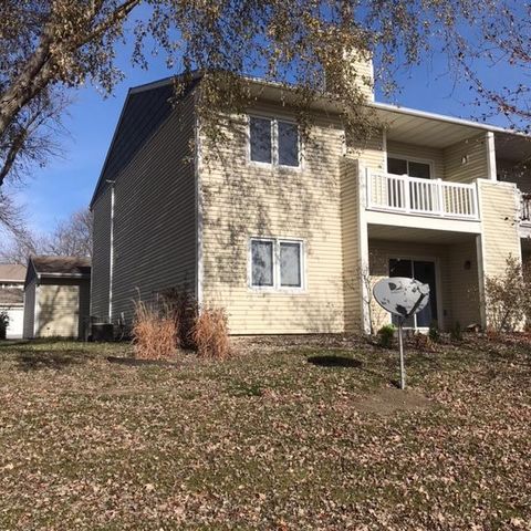 404 Faulkner Ct, Ames, IA 50014-7708