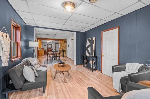 1202 Stuart St, Green Bay, WI 54301-4313