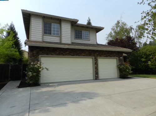 38 Wakefield Ct, Danville, CA 94506-1296