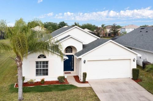 1155 Liberty Hall Dr, Kissimmee FL 34746-6724 exterior