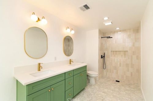 3408 Loma Vista Cir, Palm Springs CA  92264-3528 exterior
