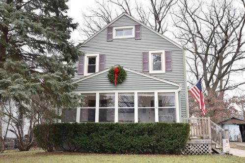 119 Columbia Ave, Waukesha, WI 53186-6392