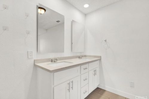 762 Peach St, San Jacinto CA  92583-2804 exterior