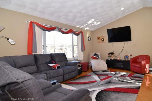 136 Bishop Hill Rd, Providence, RI 02919-2826