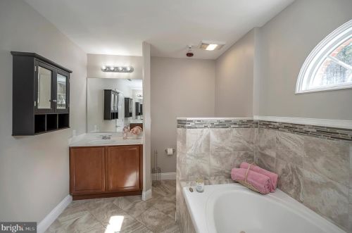 34156 Indiantown Rd, Locust Grove VA  22508-2221 exterior