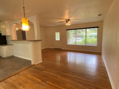 1416 Cloverleaf Dr, Austin TX  78723-2506 exterior