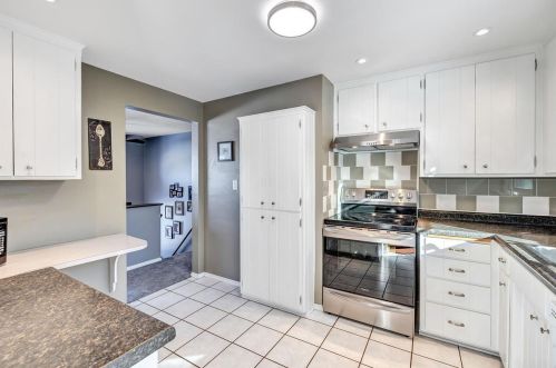 331 Skyline Blvd, Green Bay WI  54302-3335 exterior