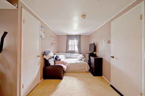 232 Crombie St, Huntington Station NY  11746-1504 exterior