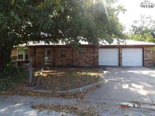 205 Fairway St, Henrietta, TX 76365-3611
