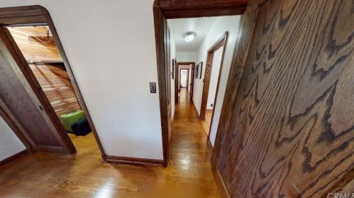 15560 Leadwell St, Van Nuys CA 91406-3110 exterior