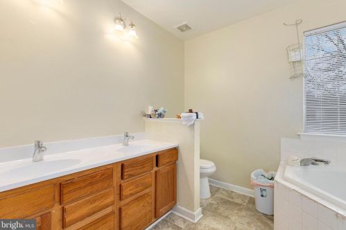 16402 Euro Ct, Bowie MD  20716-3903 exterior