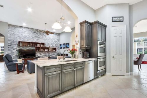 9532 Nuova Way, Port Saint Lucie FL  34986-2831 exterior