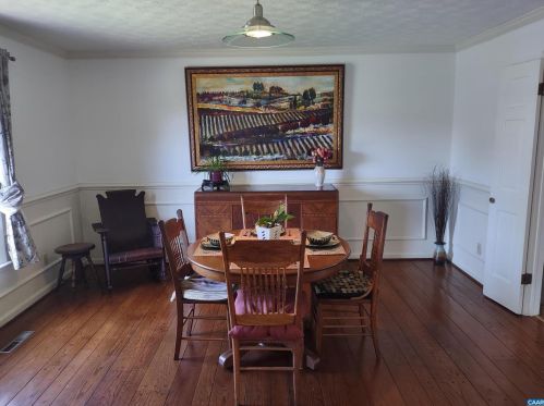 1054 Chestnut Dr, Harrisonburg VA  22801-1608 exterior