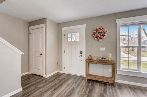 2953 95th St, Milwaukee WI  53227-3613 exterior