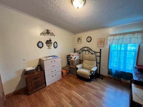 3613 Haines Rd, Duluth MN 55811-3733 exterior