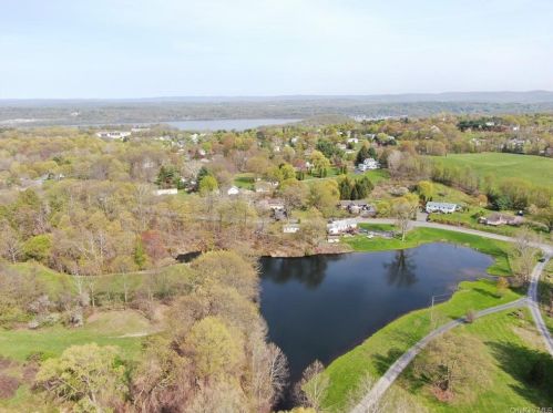 111 Western Ave, Marlborough NY  12542-5141 exterior